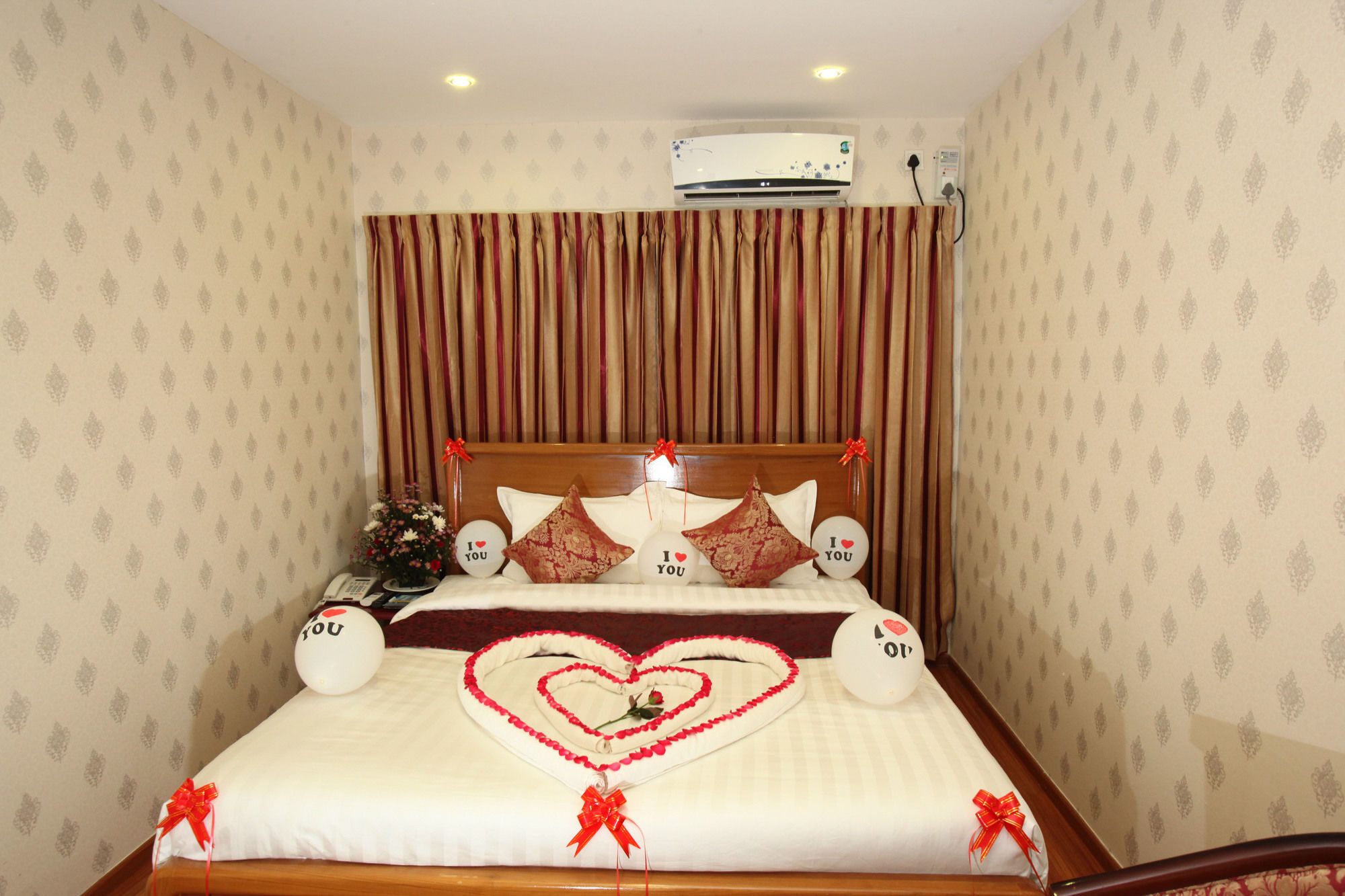 M3 @ Sun Winner Hotel マンダレー エクステリア 写真